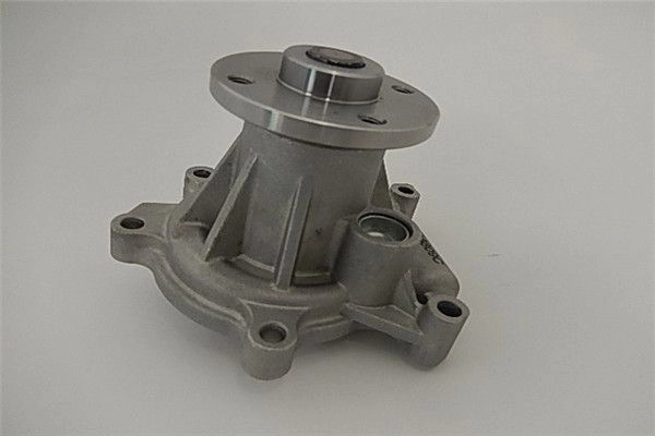 Водяной насос, помпа GMB 1440314699 GWD-57A LEBYI T