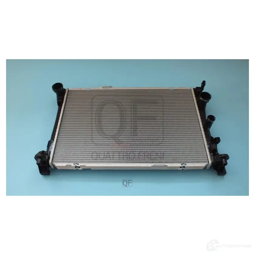 Радиатор охлаждения двигателя QUATTRO FRENI QF55A00081 1439951616 4A CTR9 - Изображение 1