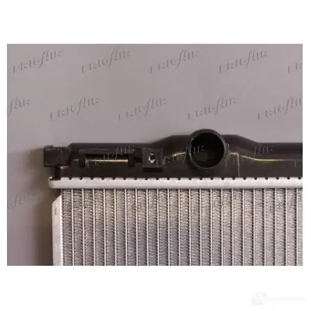 Радиатор охлаждения двигателя FRIGAIR D3O6T71 2471930 0133.3014 2133 .0014 изображение 1