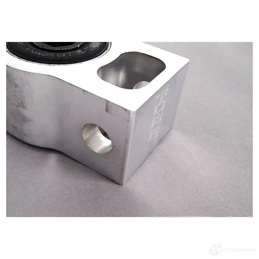 Сайлентблок VAG 8J0 199 231 24624008 EW2 7K изображение 2
