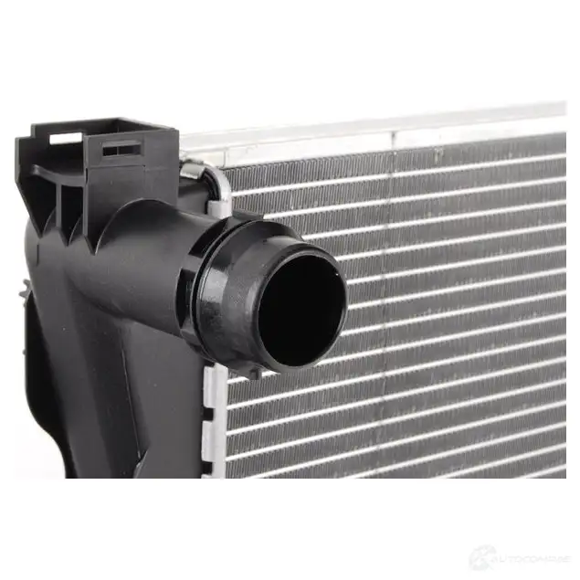 Радиатор охлаждения двигателя (паяный) VAG 4F0 121 251 AF 21859560 PE 6Q7 изображение 1