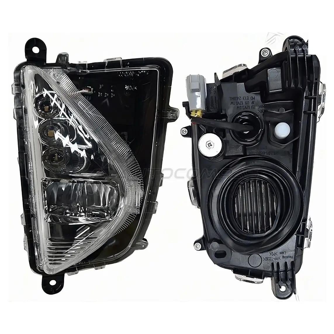 Фара противотуманная Toyota PRIUS 15-18 слева SAT A2 E2CA ST3122032L 1440544092