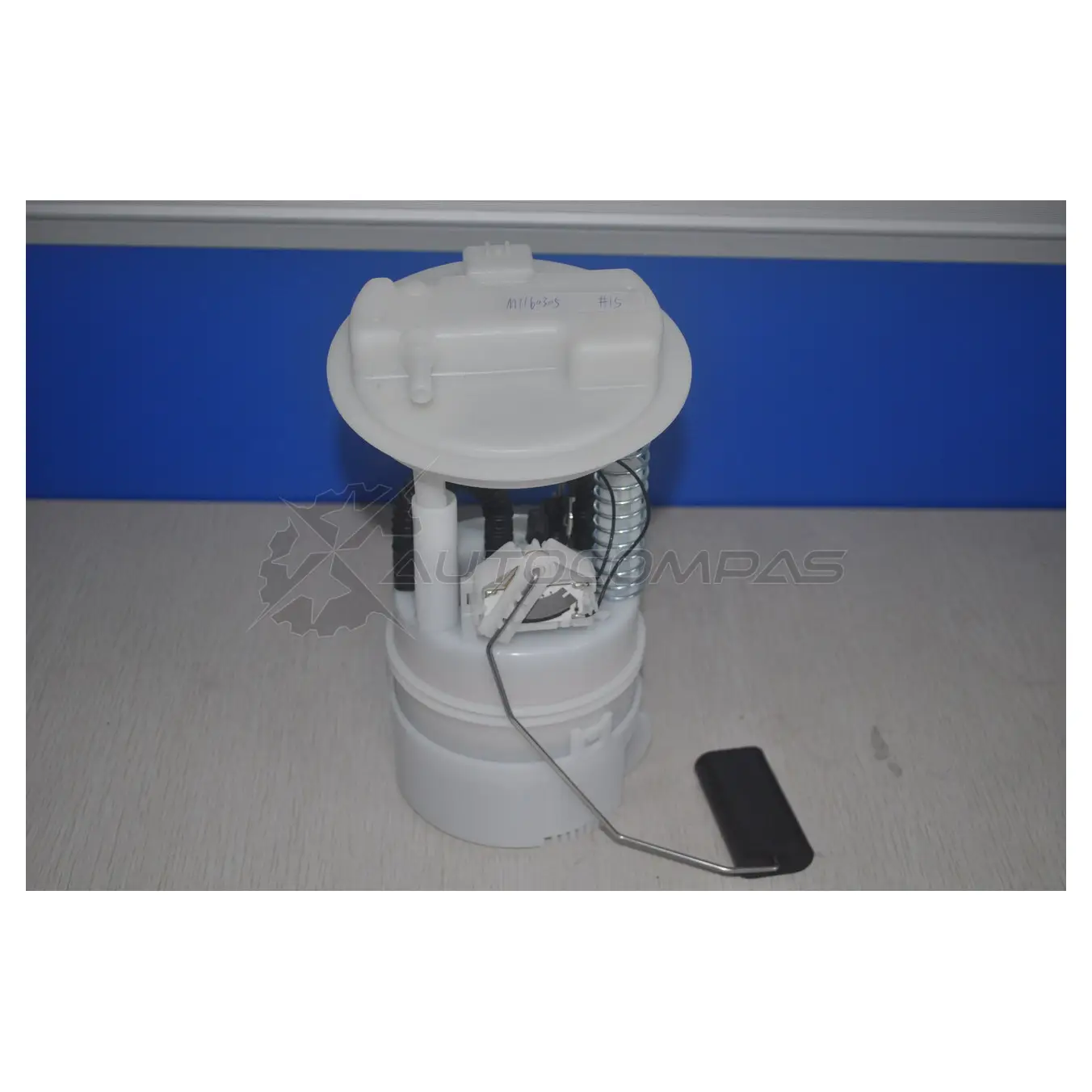 Насос топливный в сборе (модуль) Nissan Cube Z11 02-08, Nissan March K12 02-10, Nissan Micra 02-10, Nissan Note 05-12, Nissan Juke ACHR JJ6C ME 1441293096 EFM1160305