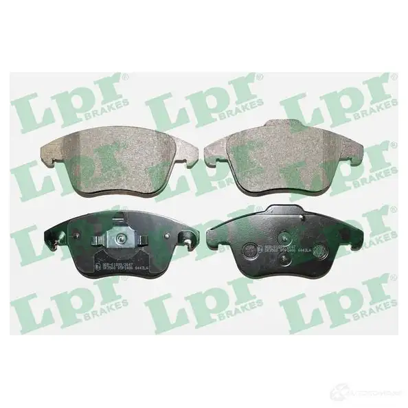 Тормозные колодки дисковые, комплект LPR 24558 1718951 05P1480 24 557