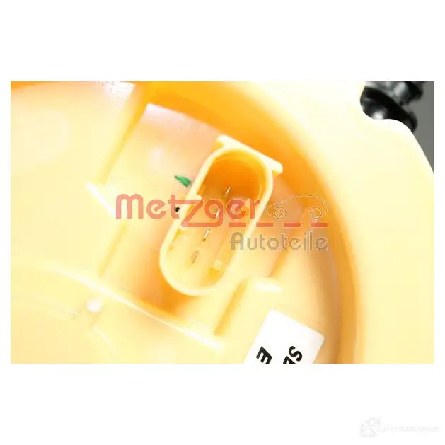 Топливный насос METZGER 1003104 2250097 YM AIZ4 4250032652340 - Изображение 1