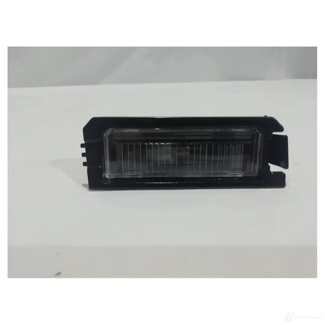 Подсветка заднего гос. Номера правая SEHUN SHP000501 JUH1XJ T 1438174866