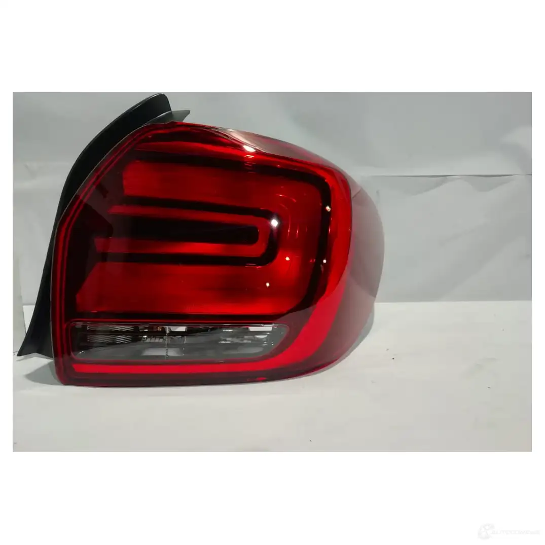 Фонарь задний правый SEHUN AEB XI8 SHP000225 1438175279