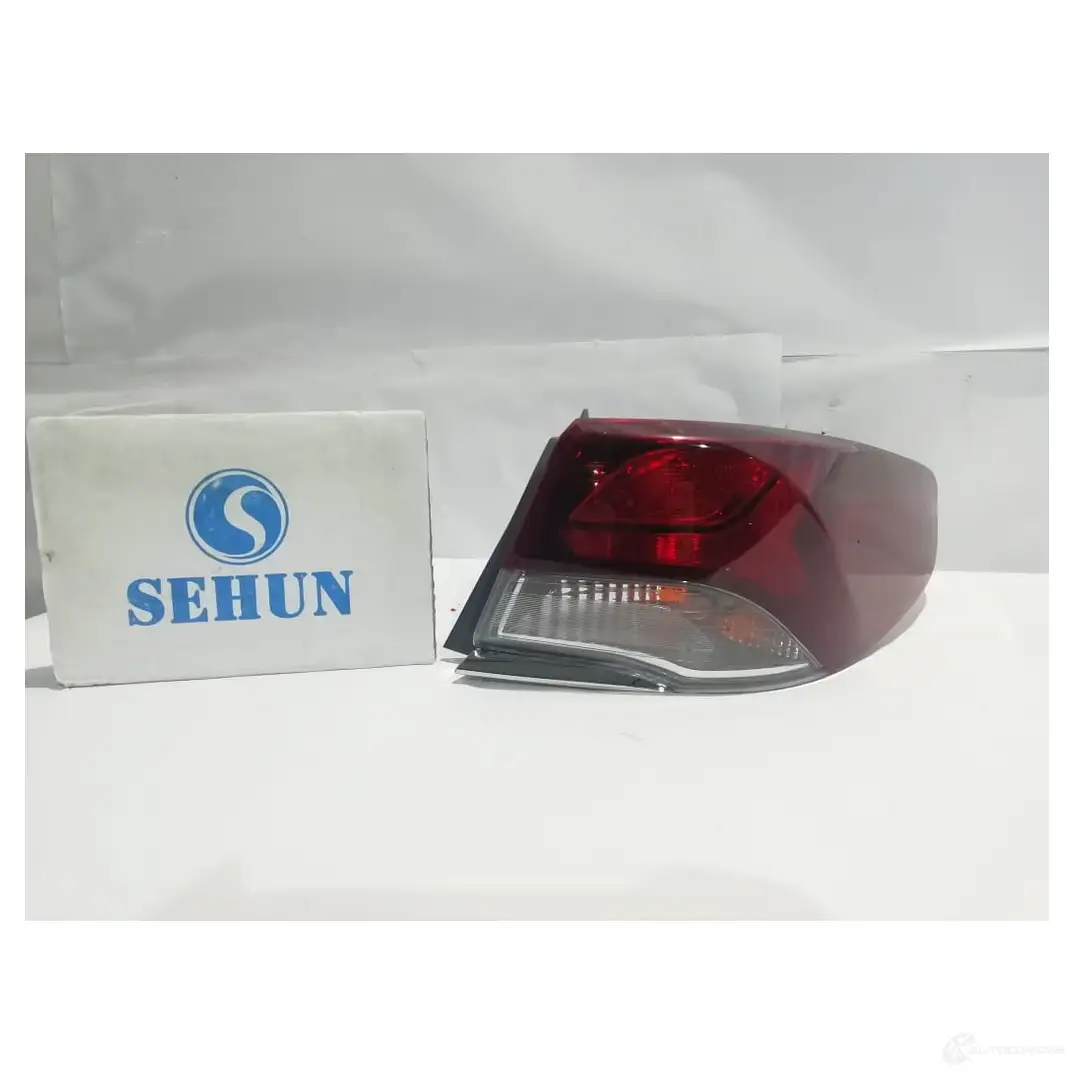 Фонарь правый наружний SEHUN M1 ICJ 1438175357 SHP000516