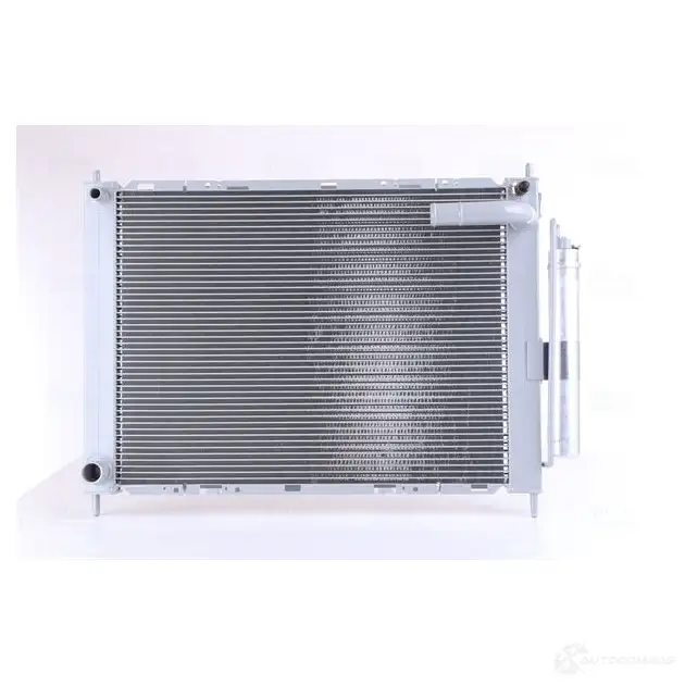 Радиатор охлаждения двигателя NISSENS 68747 DM9 CX 5707286373389 1221538 изображение 0