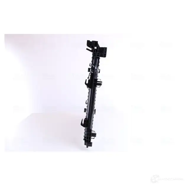 Радиатор охлаждения двигателя NISSENS TLD2 U 1219921 637623 5707286363458 изображение 2