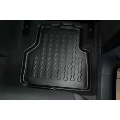 Резиновый коврик с защитными бортами CARBOX 3405169 Z 50B8H 433581000 M6OME2