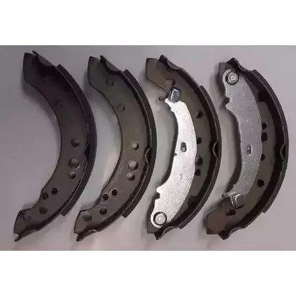 Тормозные колодки, комплект MOTAQUIP LVBS825 GNCTU1 TR8 XL8 3546812
