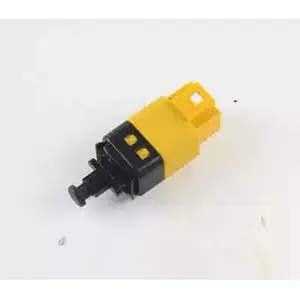 Выключатель стоп сигнала OSSCA 1270920864 6915093174900 G QBJU8A 17490