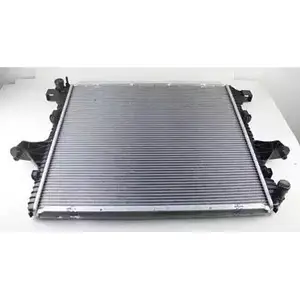 Радиатор охлаждения двигателя OSSCA Y P0Q4 6915093234901 23490 1270937488