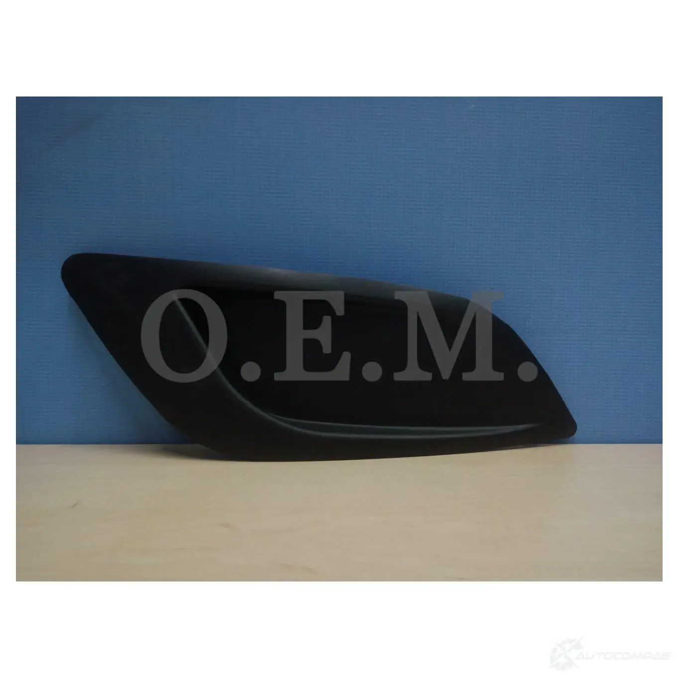 Заглушка противотуманной фары левая Ford Focus 2 2008-2011 O.E.M. OEM1311L 1440005870 I1LW TDK изображение 0