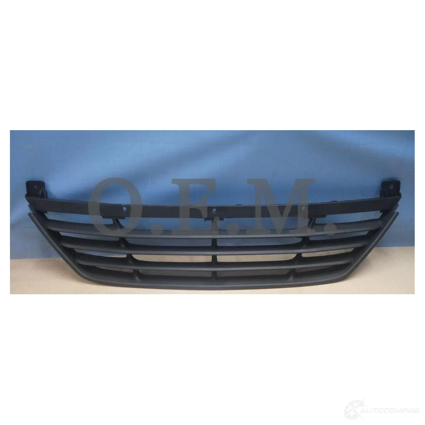 Решетка в бампер нижняя Hyundai Ix35 (2010-нв) O.E.M. 1440007141 Y8H AR4E OEM3608