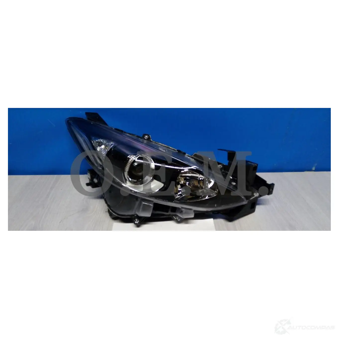 Фара правая Mazda 3 3 BM 2013-2016, галоген O.E.M. XNIR PZC OEM0198FR 1440008074