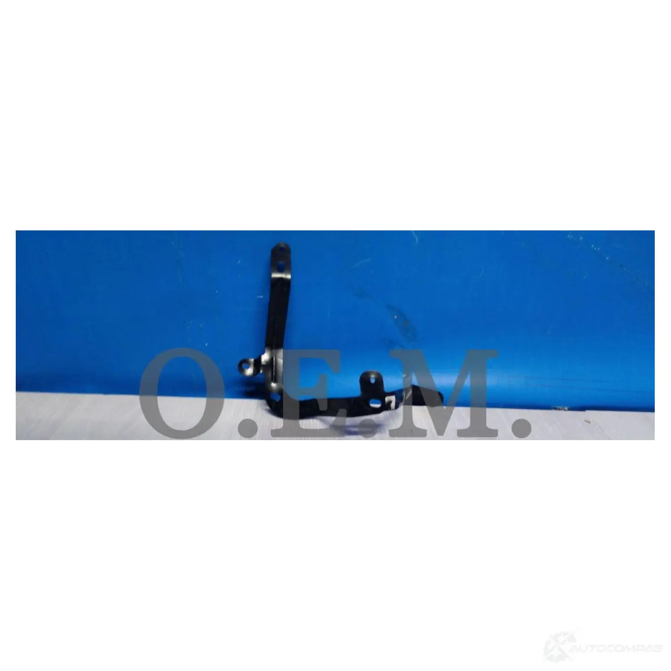 Кронштейн противотуманной фары правой Mitsubishi ASX 1 GA0 2010-2013 O.E.M. 1440008362 XGU 56B OEM0015KFR