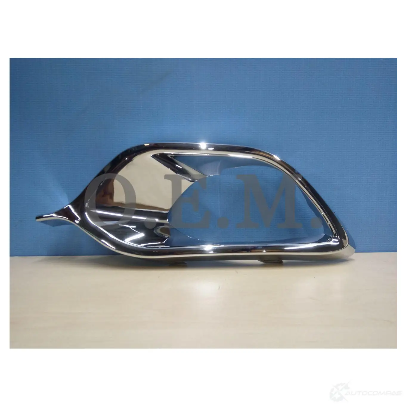 Накладка окантовки противотуманной фары левой Renault Logan 2 2014-2018 O.E.M. UDBB EB 1440008833 OEM1503L