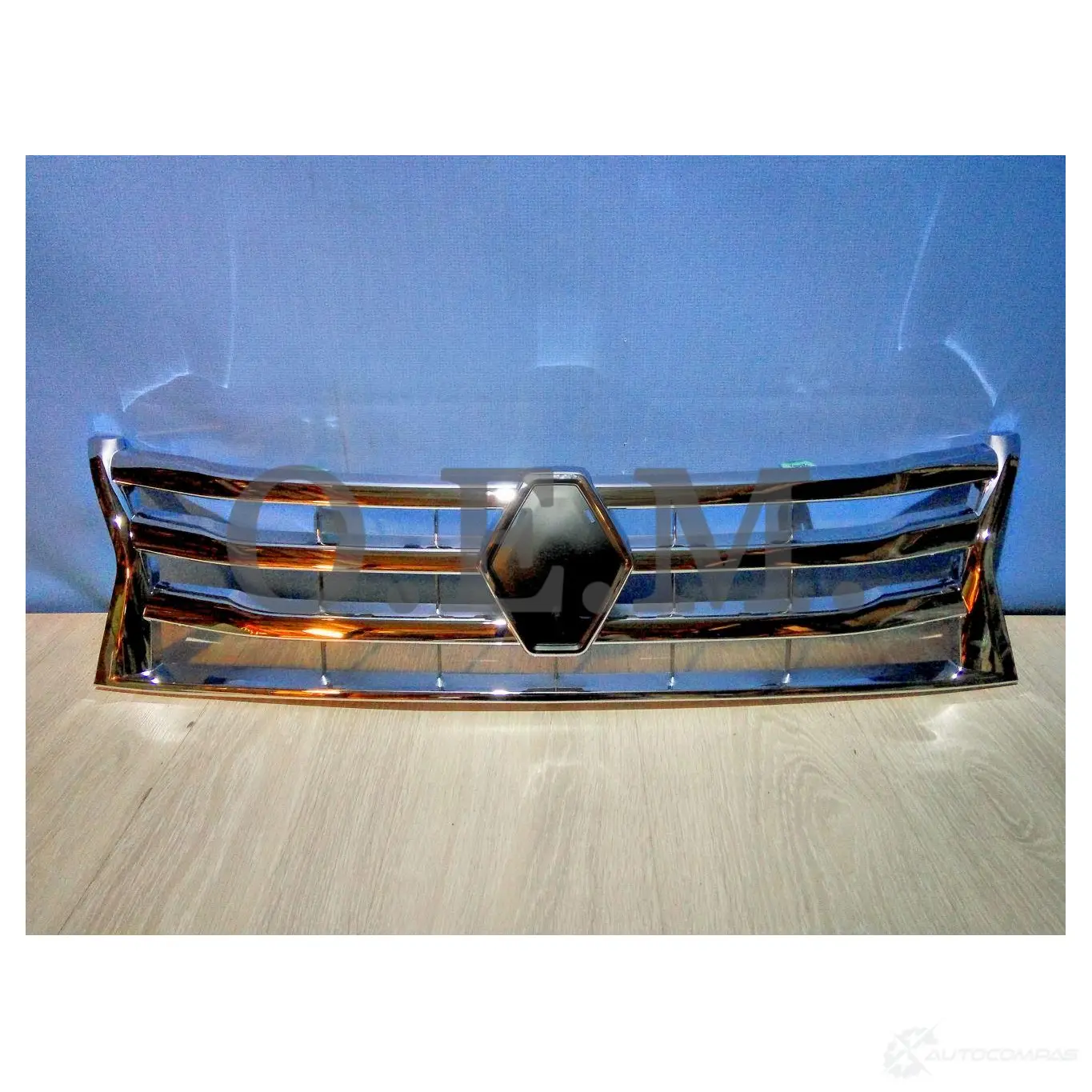 Решетка радиатора Renault Duster 1 2011-2015 O.E.M. OEM3059 1440008932 RFF8B SH