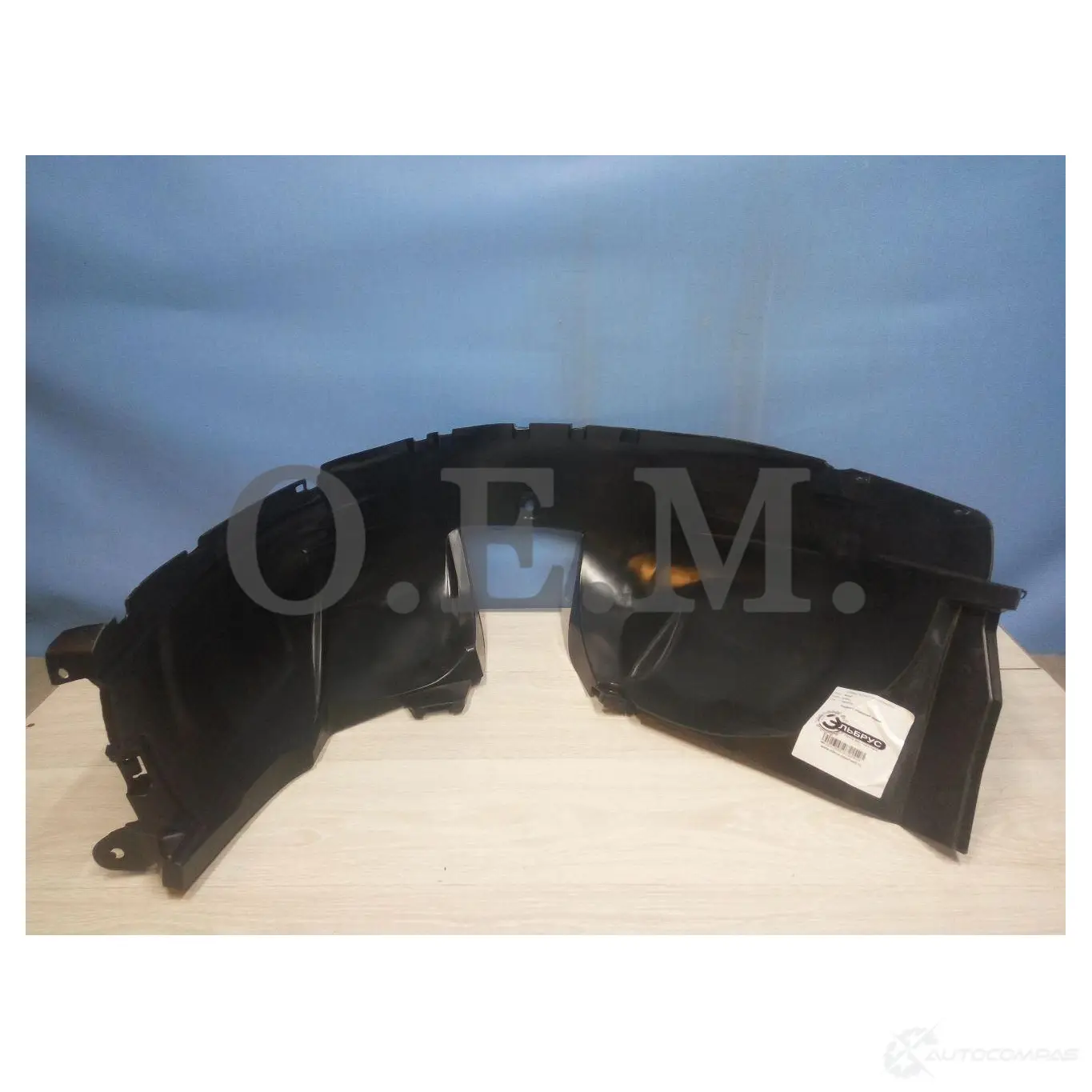 Подкрылок передний левый Renault Sandero 1 (2009-2014) O.E.M. OEM0046PKPL GG6 VKF 1440009065
