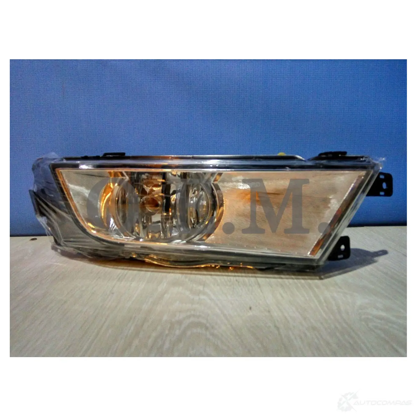 Фара противотуманная правая Skoda Octavia 3 A7 2013-2017, светлая O.E.M. 1440009636 OEM0015PTFPR XSYM Z изображение 0