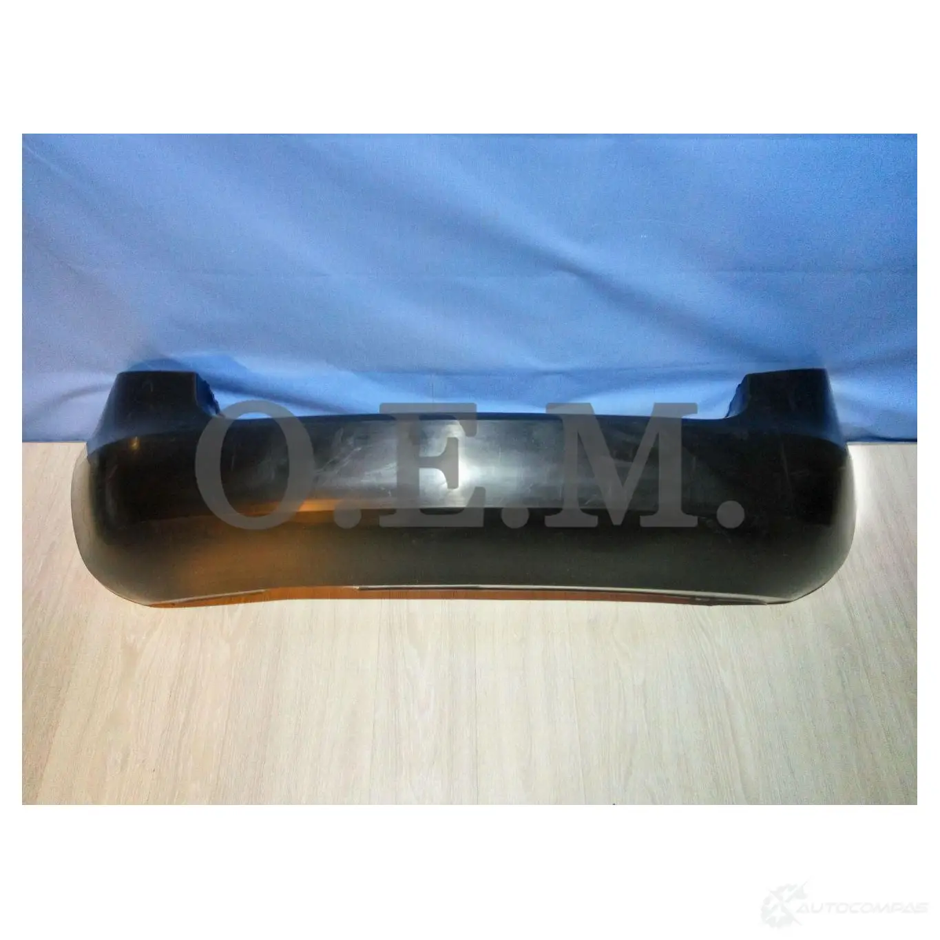 Бампер задний Skoda Fabia 2 5J (2007-2014) хэтчбек O.E.M. 1440009724 FK2MZ AS OEM0329