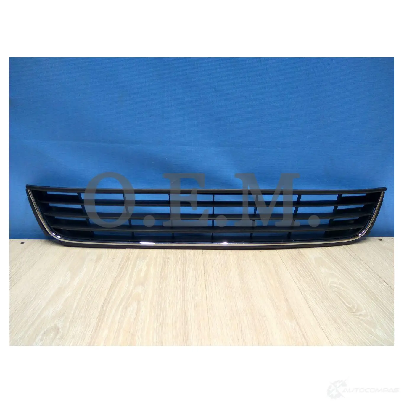 Решетка в бампер нижняя Volkswagen Polo sedan 5 2010-2015, под хромированную накладку O.E.M. KP0 NPKU OEM3632 1440010039