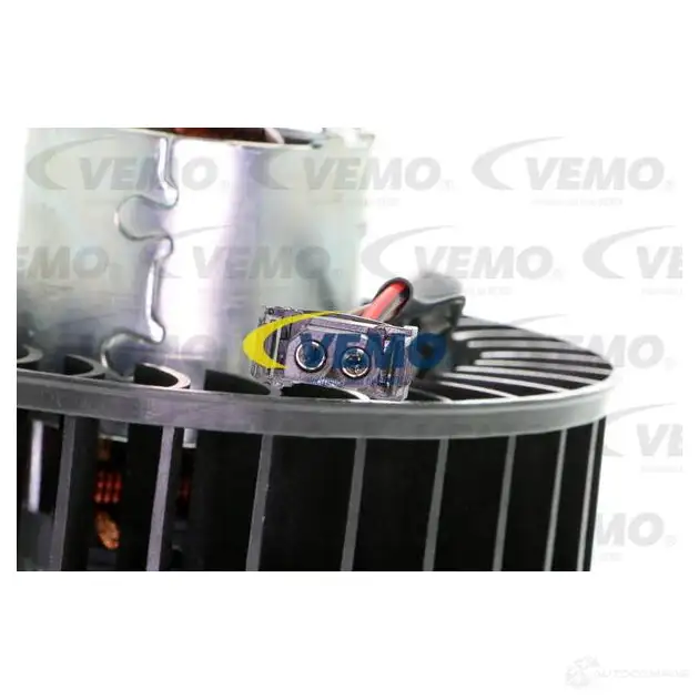 Моторчик вентилятора печки VEMO 6MX R13 1641638 4046001182327 V20-03-1118 изображение 1