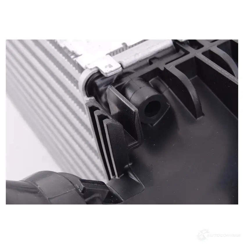 Радиатор интеркулера BMW 17 51 7 823 570 23052404 5I WV7S изображение 2