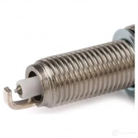Свеча зажигания CHAMPION 558052 R1JBM1 RERX6P MCB4 OE204 - Изображение 3