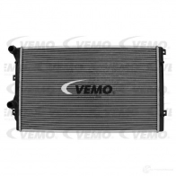 Радиатор охлаждения двигателя VEMO B 15SK 4046001596520 V15-60-5067 Volkswagen Golf 7 (5G1, BQ1, BE2) Хэтчбек 1.2 TSI 86 л.с. 2012 – наст. время